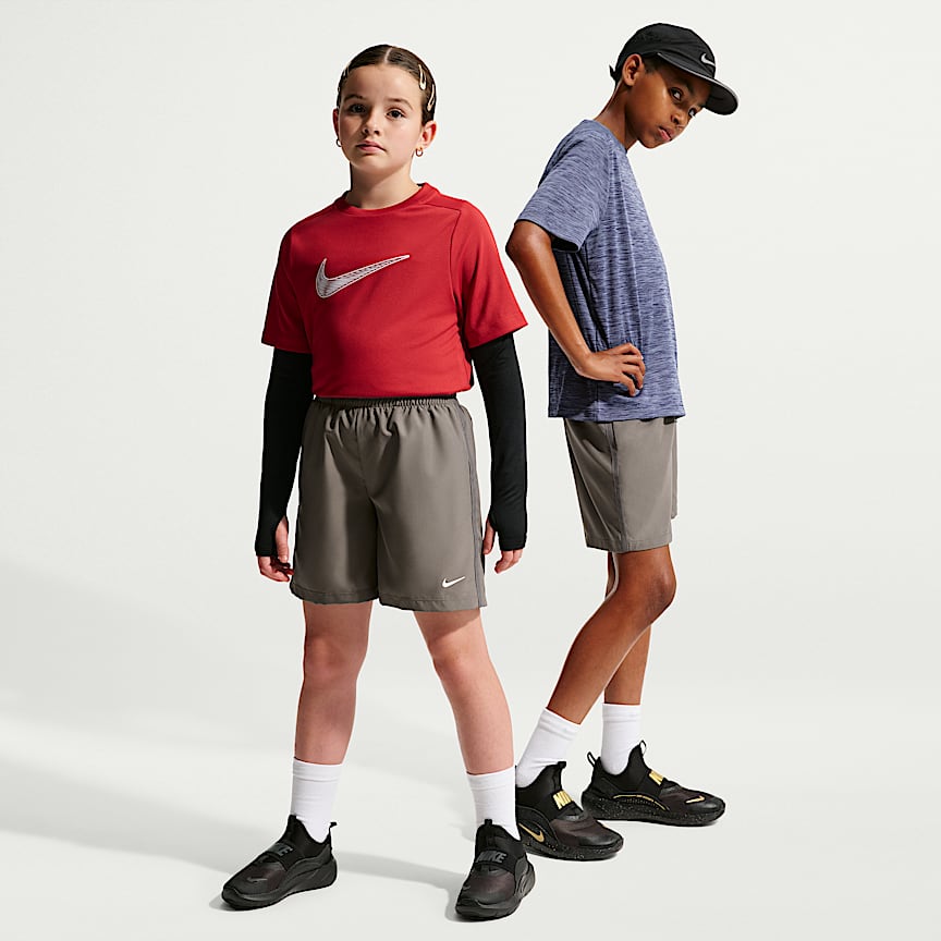 Nike Stride Kids' Dri-FIT 1/2-Zip Top. Nike.com